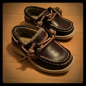 Sperry topsider brown